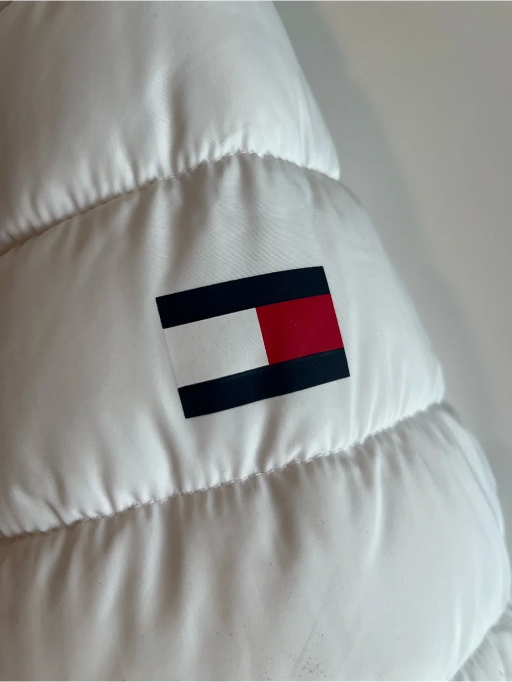 Tommy Hilfiger White Quilted Hooded Puffer with Signature Trim